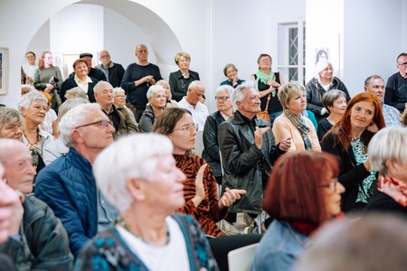 Sprehod skozi čas – Likovna razstava DU Ravne (4)